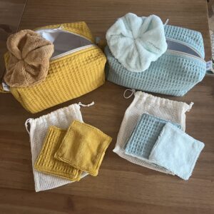 Trousse de toilette zéro déchet en coton nid d’abeille avec doublure imperméable – Les Créas de Mathilde