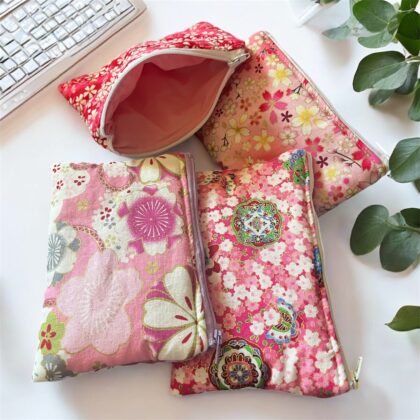 Trousses fleuris japonaises